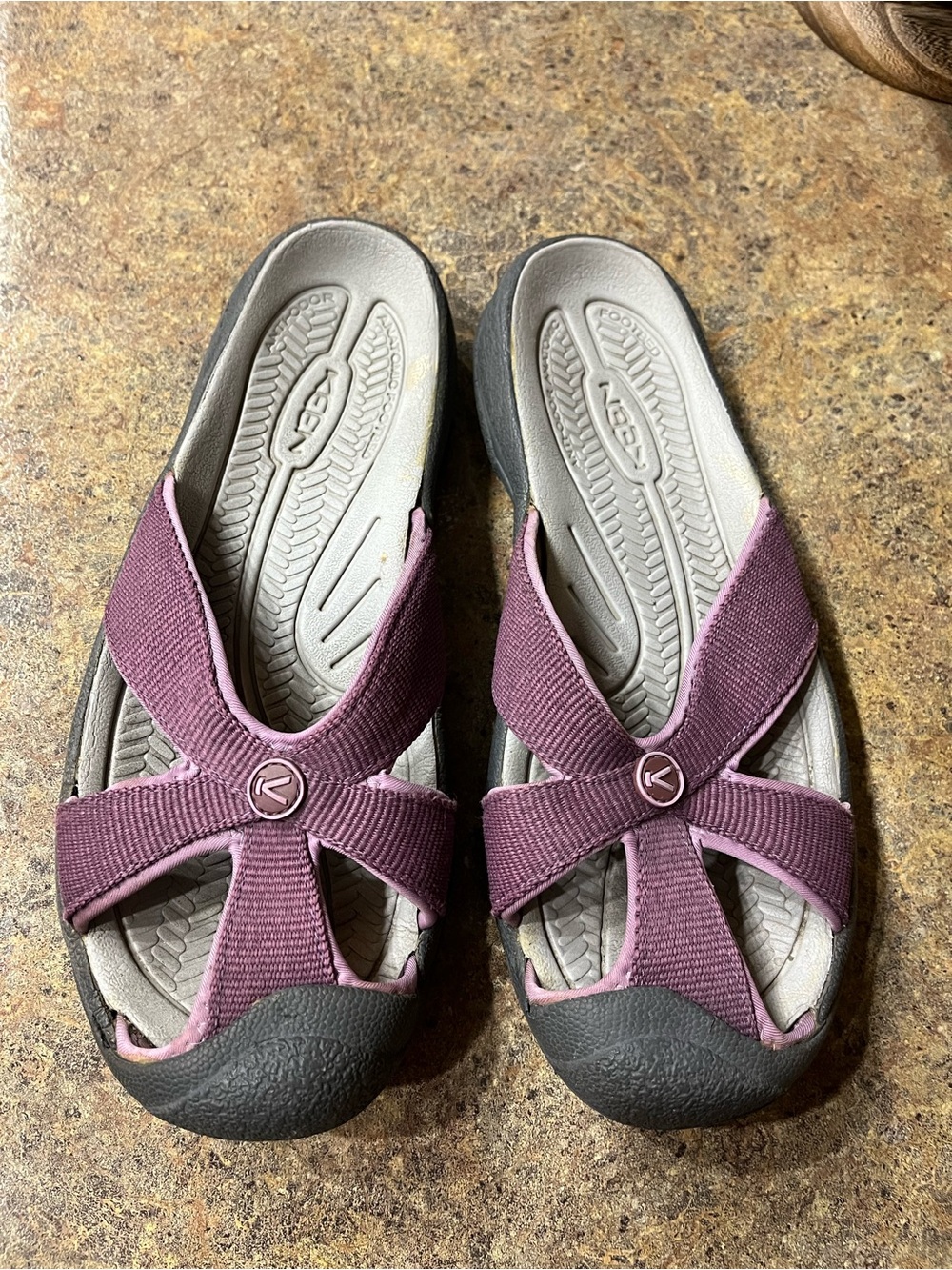 KEEN Bali Slide Sandals Womens 7.5 Purple Comfort Sport Outdoor EU 38